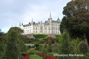 Dunrobin_Castle_2011