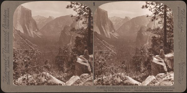 Image of a stereograph (two similar images side by side on a rectangular card stock) with Yosemite Valley 
